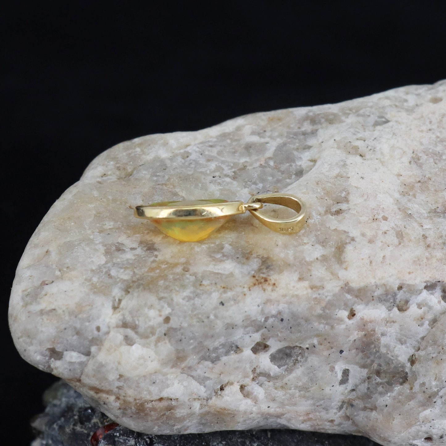 Multifire Gemstone Opal Pendant 14K Gold