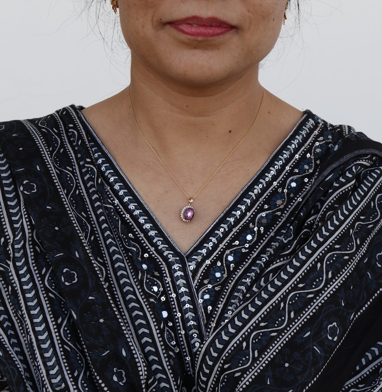 Star Ruby & Pendant 14K Gold