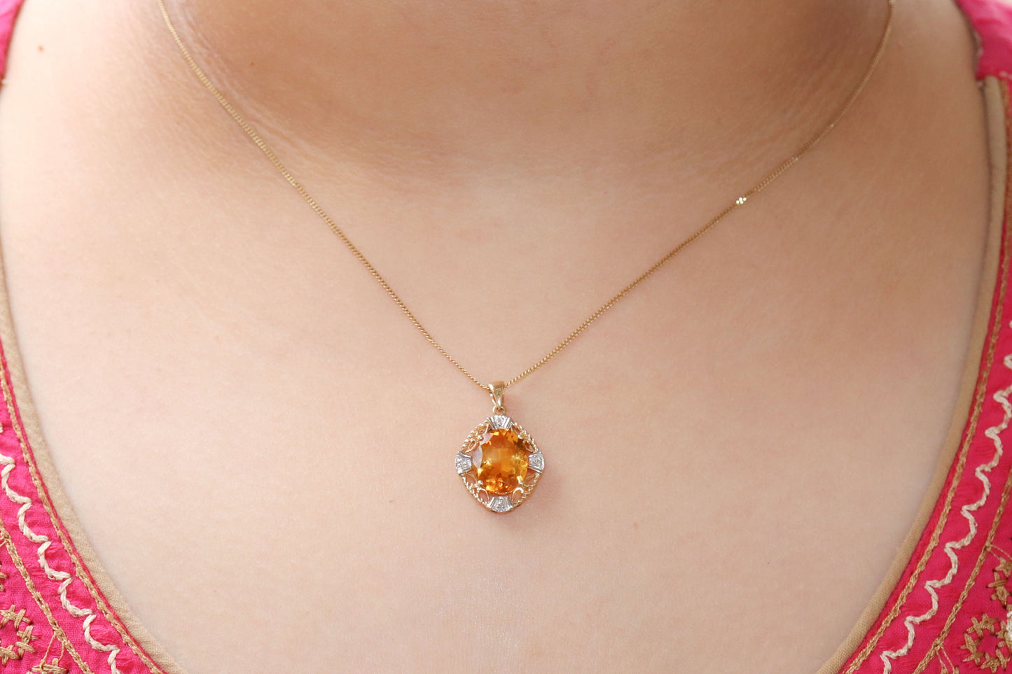 November Pendant 14K Gold