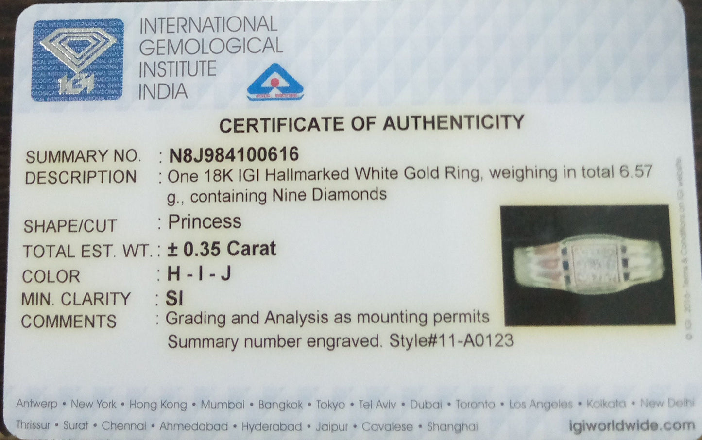 Invisible Setting Princess Cut Ring 18K Gold