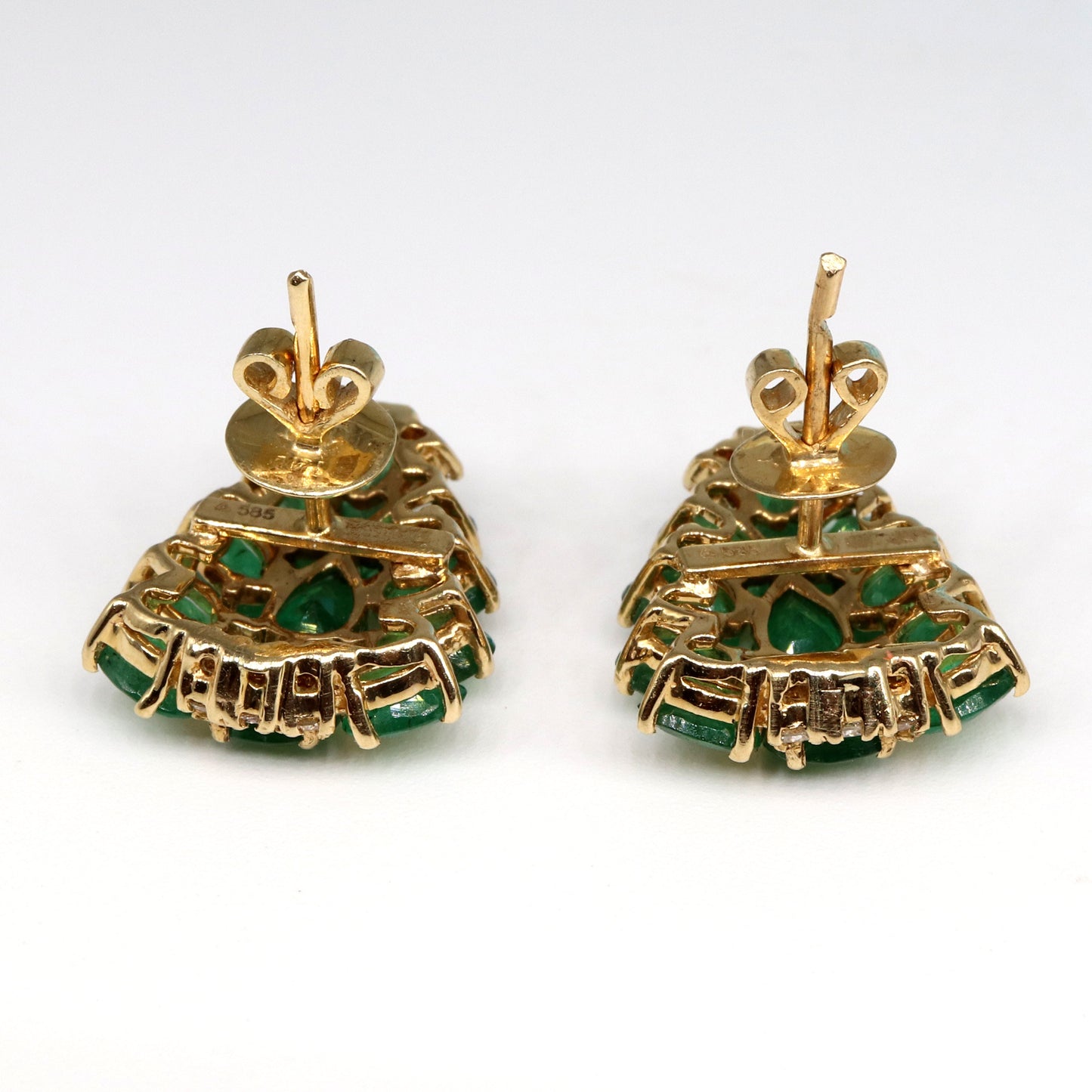 5.73 Emerald Big Size Pair Earring Gold