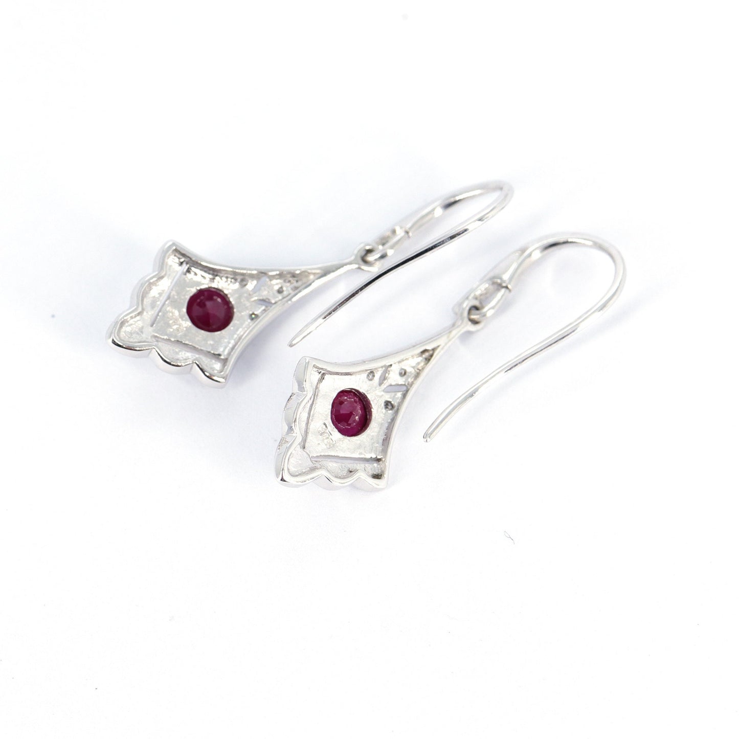 9K White Earring Gold