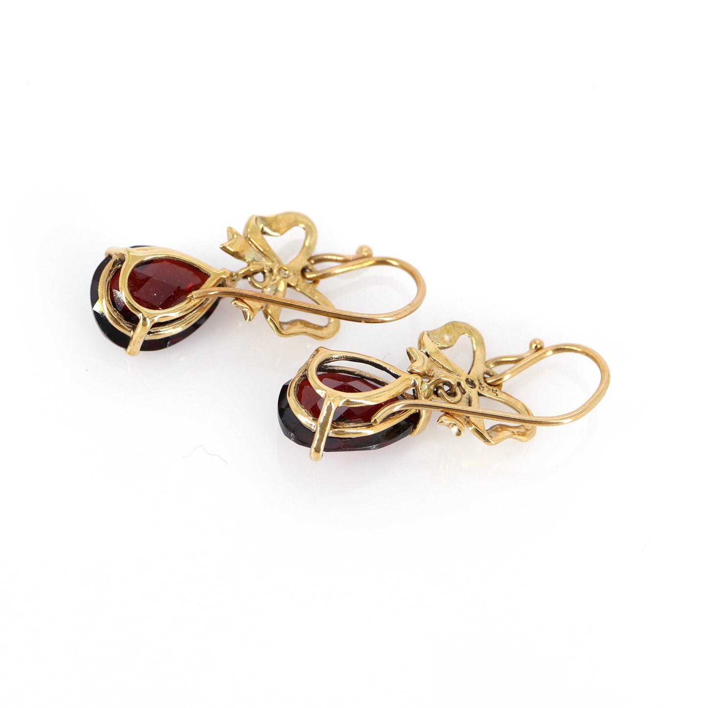 9K Yellow Bow Style Earring Gold