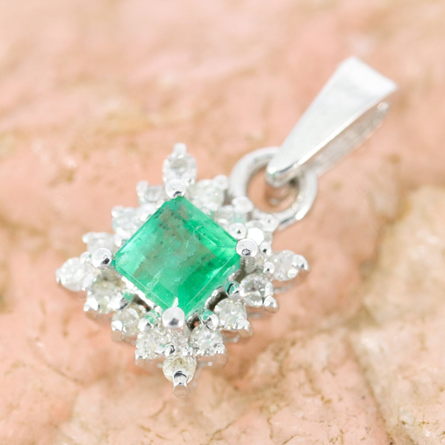 Simple Emerald Pendant Silver