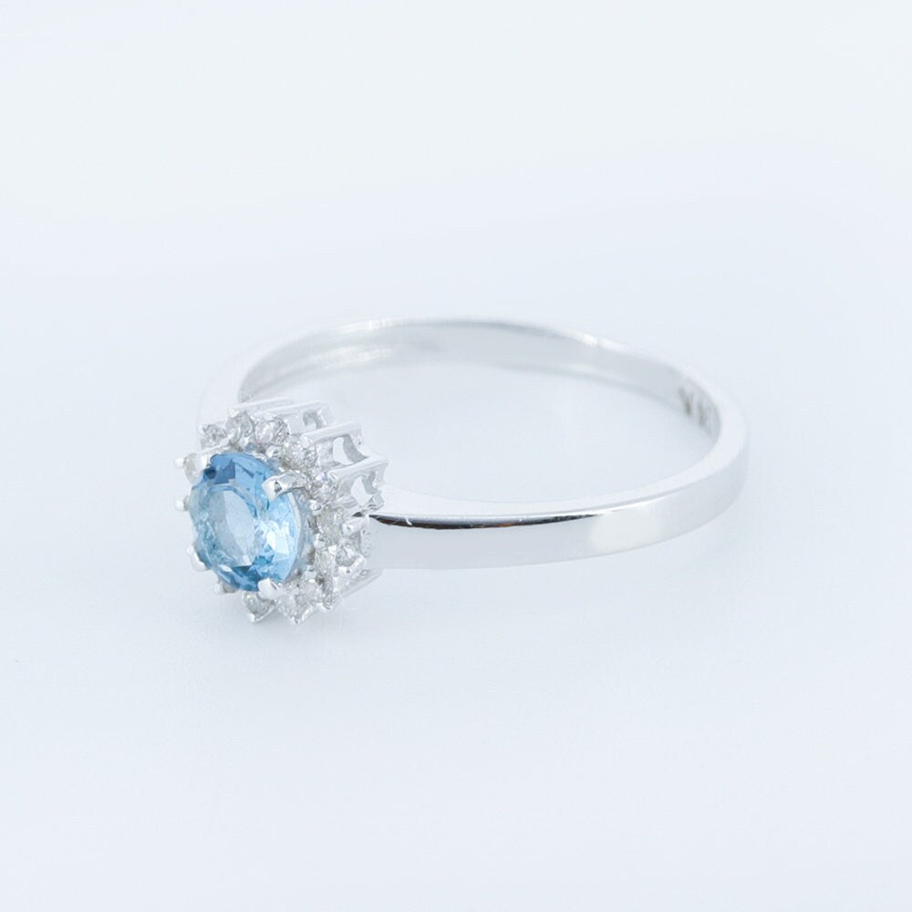 White Ring 14K Gold