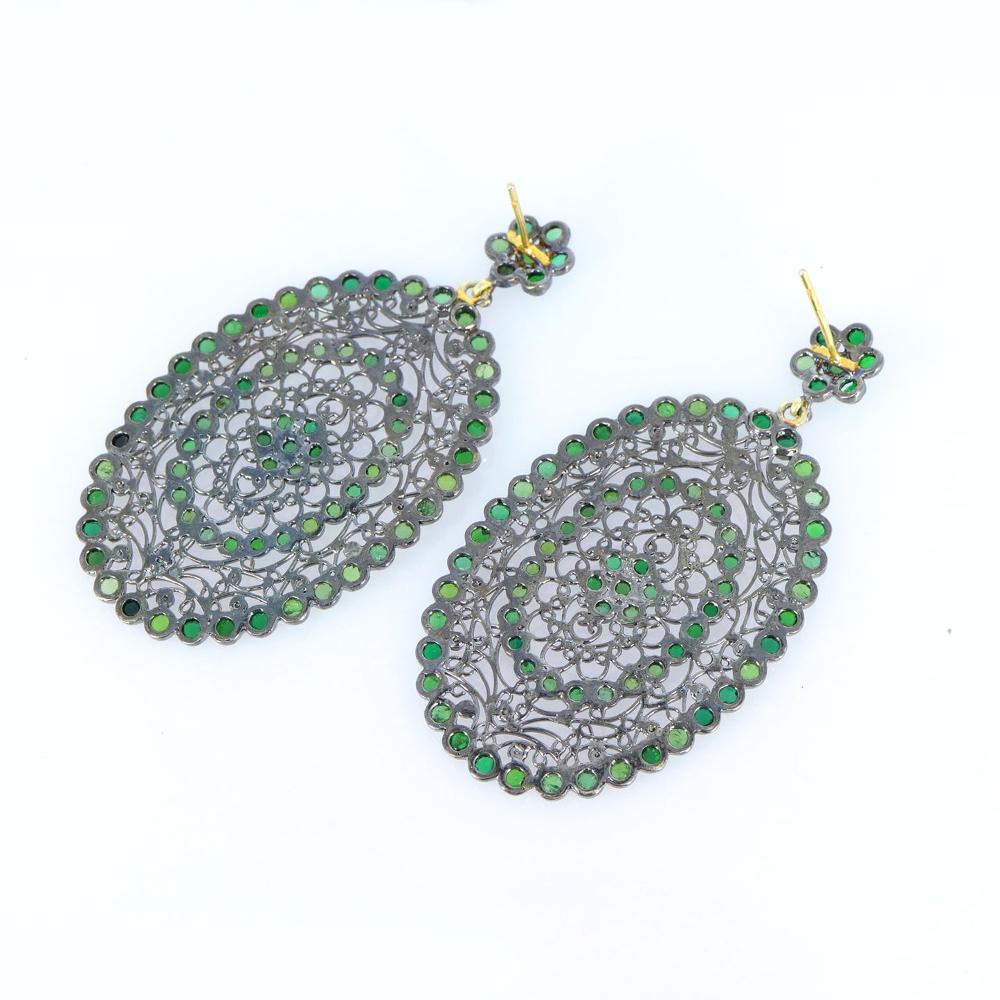 Victorian Stylish Chrome Diopside Gemstone Earring