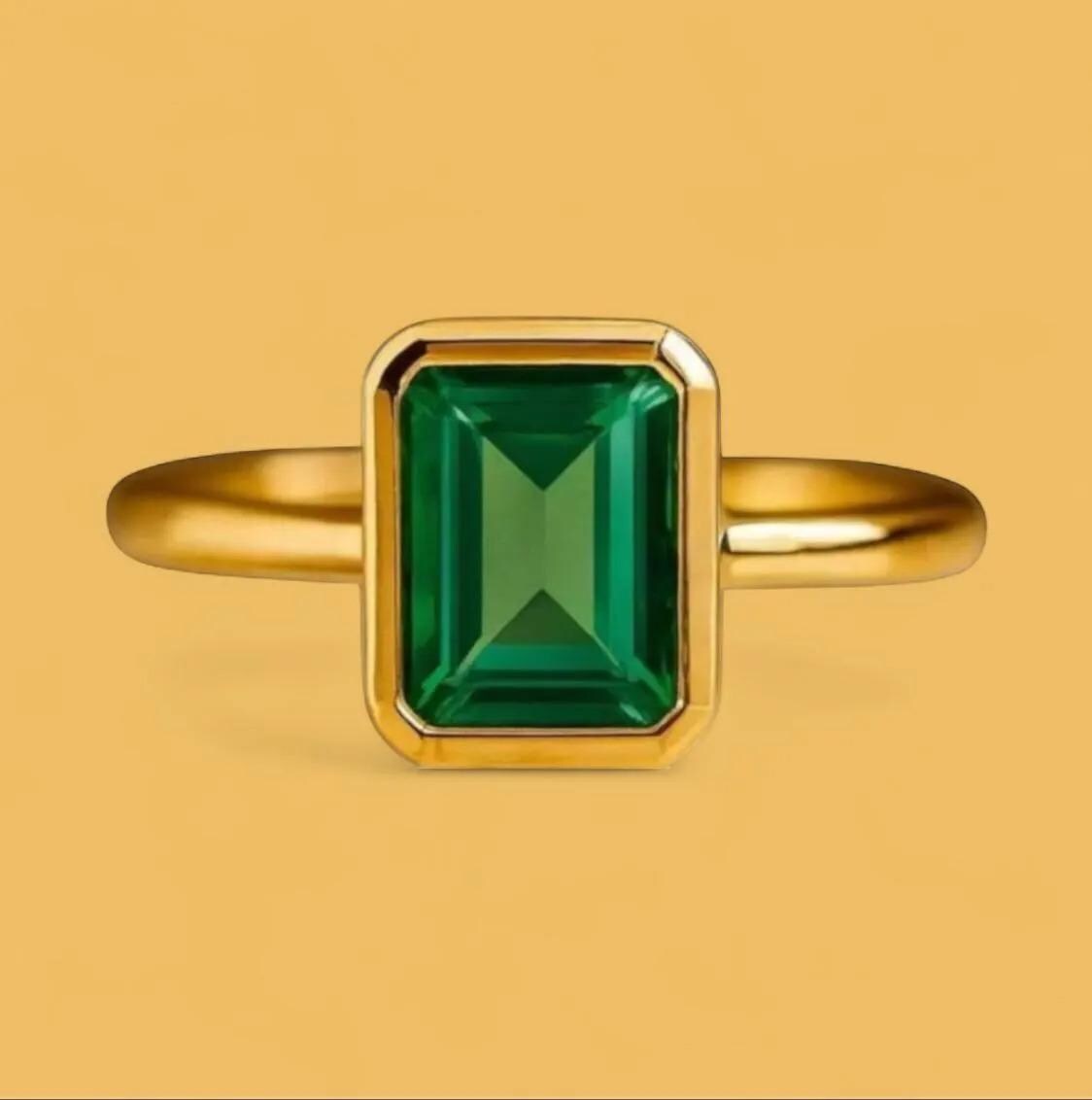 Brilliant Emerald Engagement Ring 14K Gold