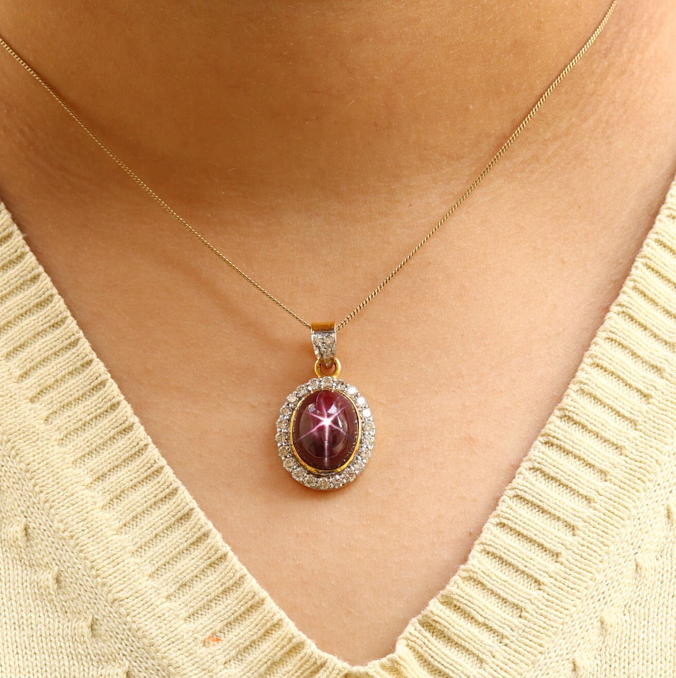 Yellow Vintage Design Ruby Star Pendant 14K Gold
