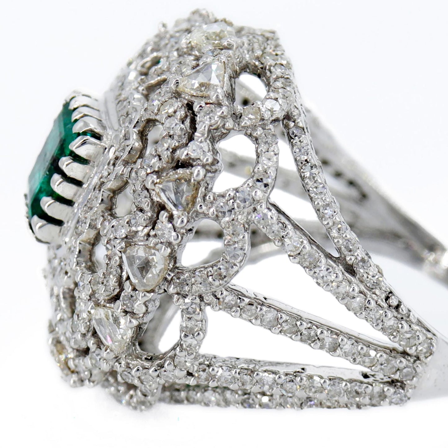 Beautiful Elegant Piece Jewelry—an Engagement Ring 14K Gold