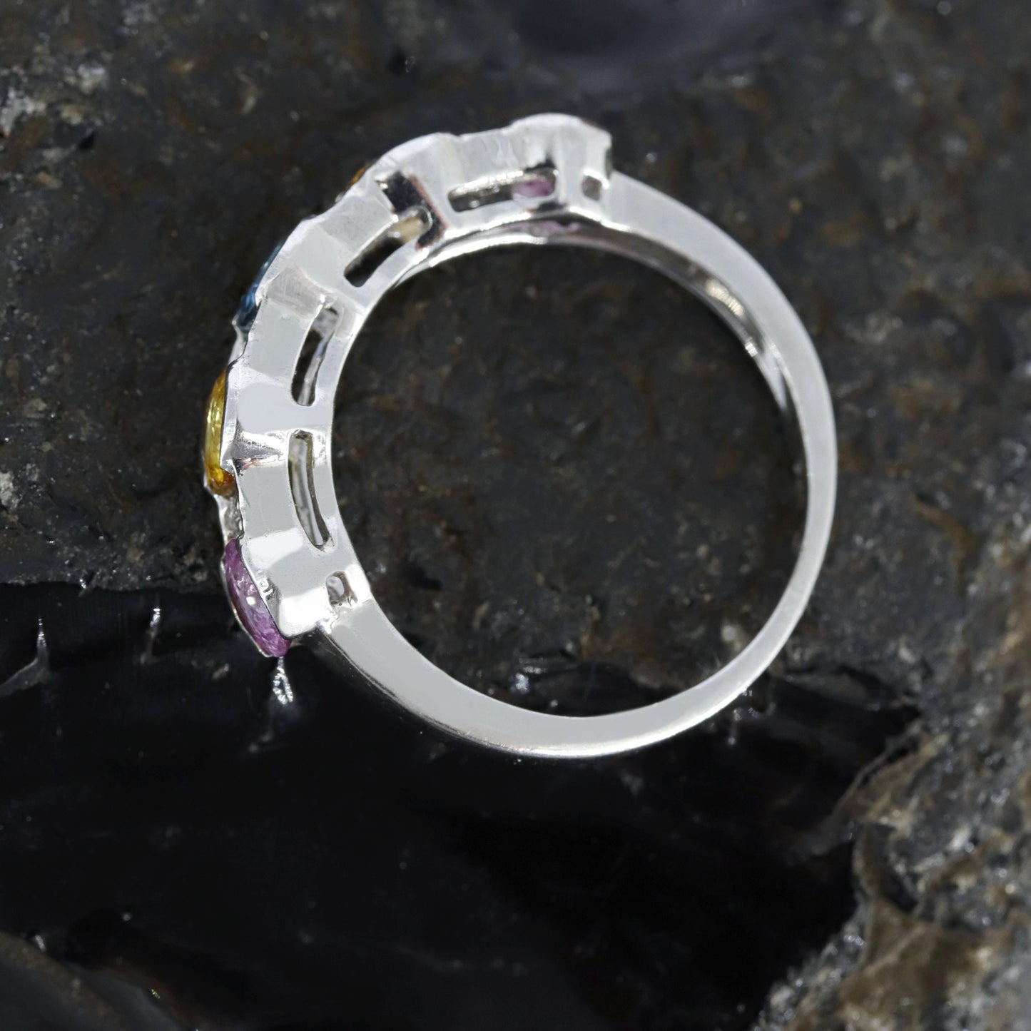 Round Sapphire Gemstone Ring Silver