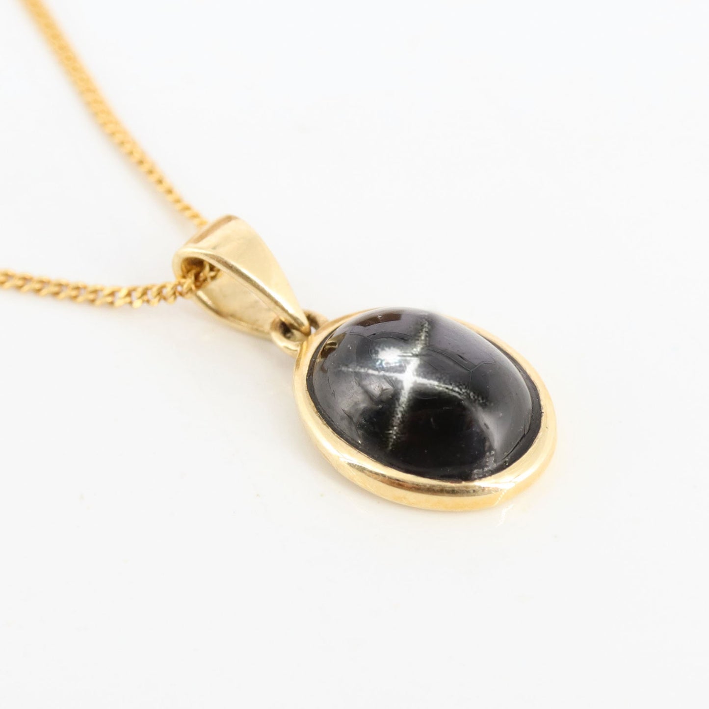 Black Star Gemstone Pendant 14K Gold