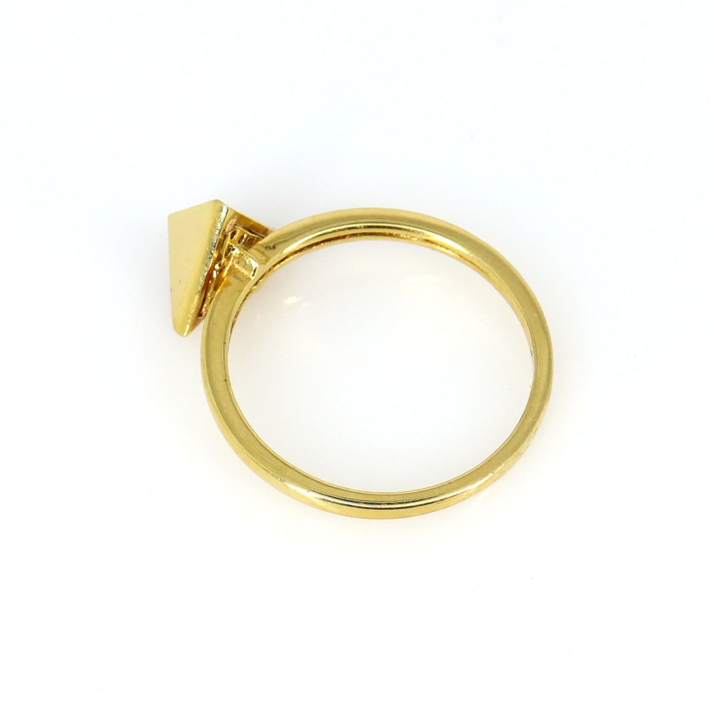 Thin Triangle Ring 18K Gold