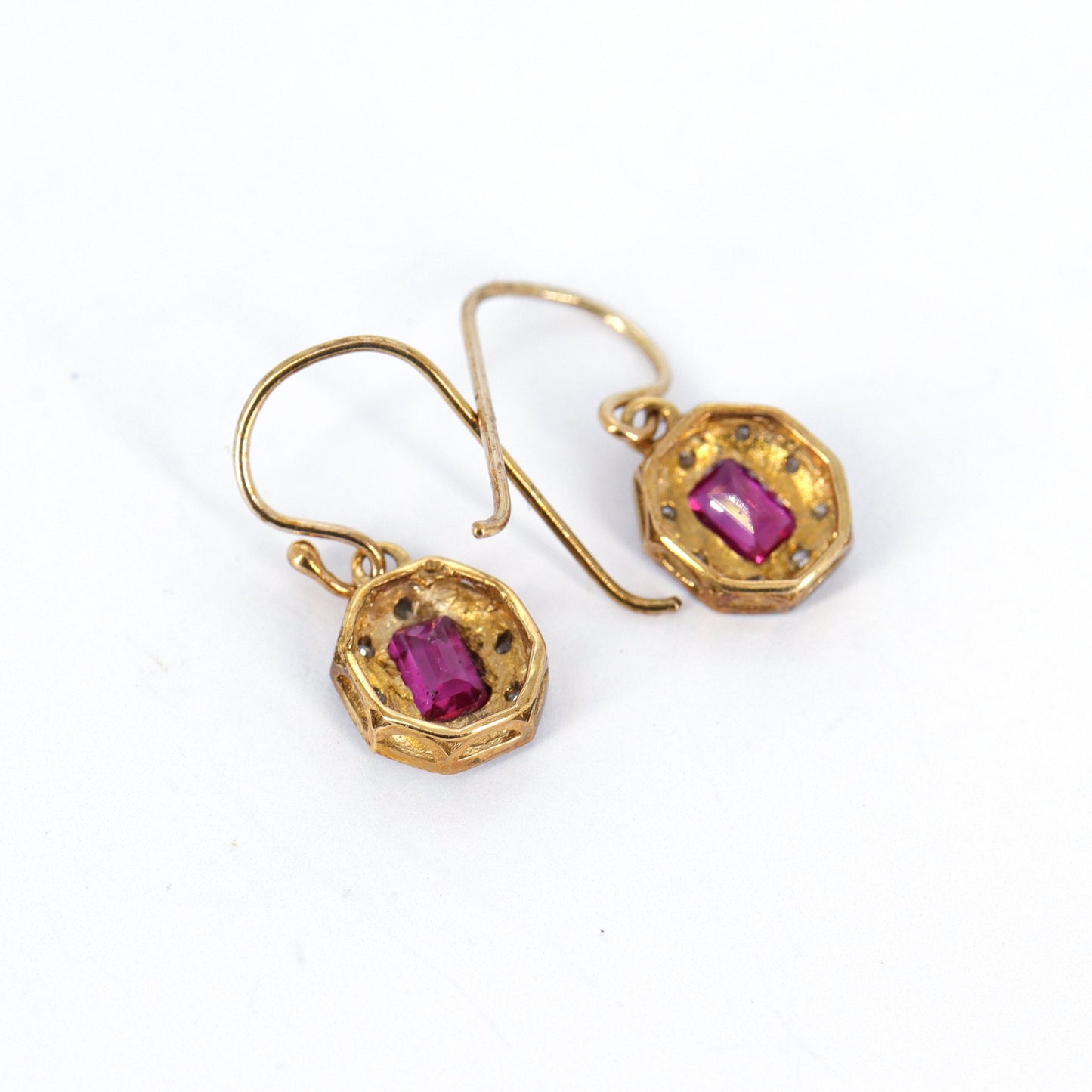 Antique Dangling Earring Gold