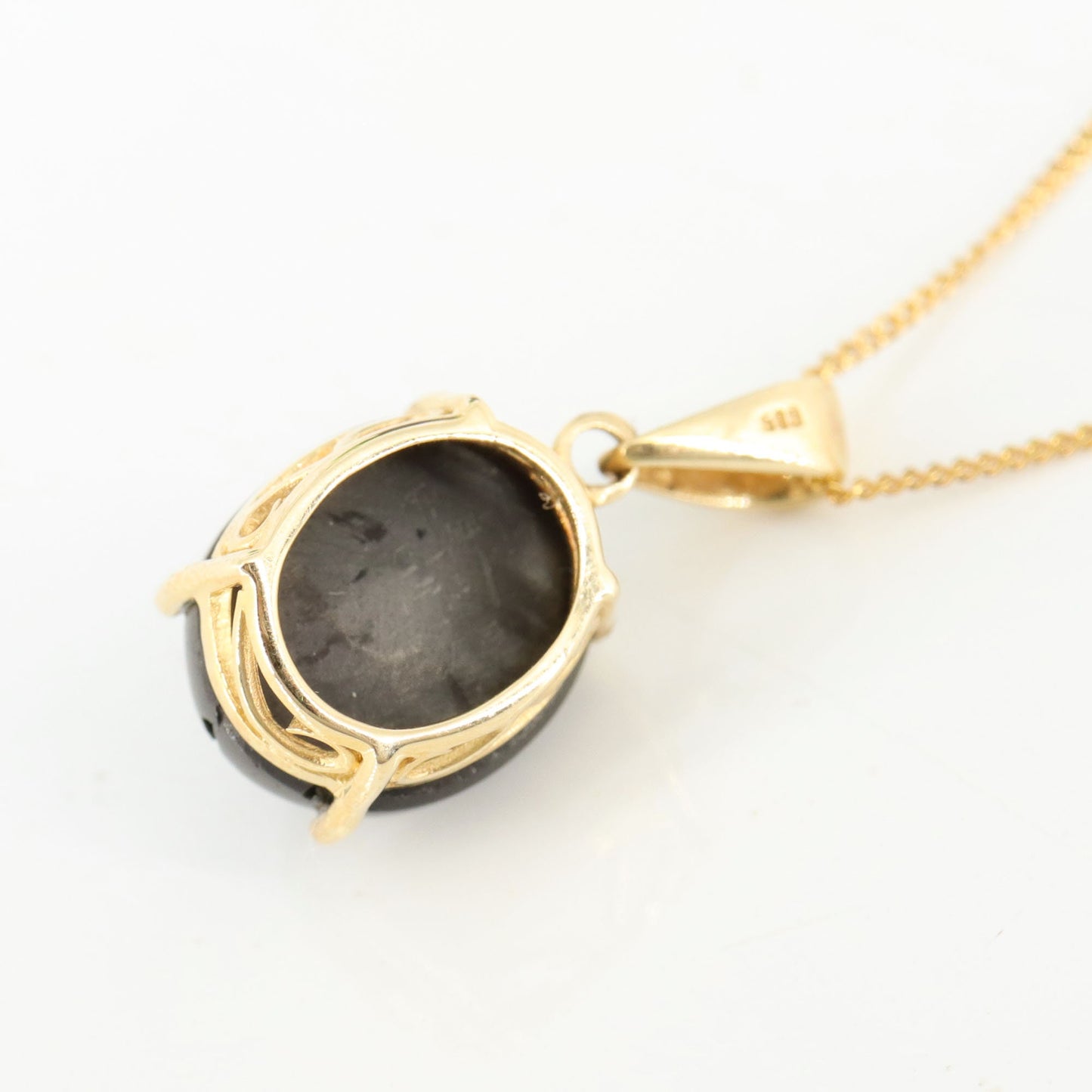 Black Star Gemstone Pendant 14K Gold