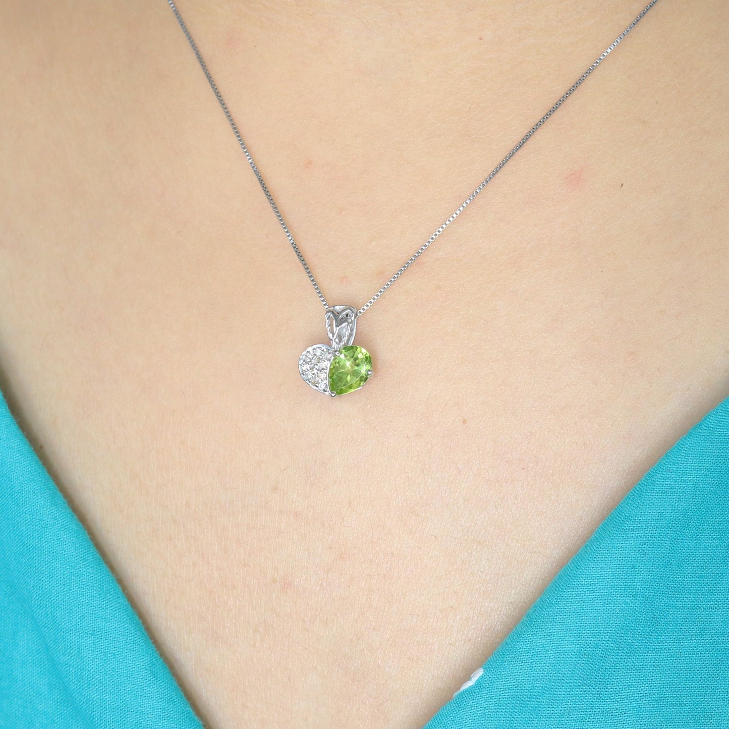 Peridot Pendant 14K Gold