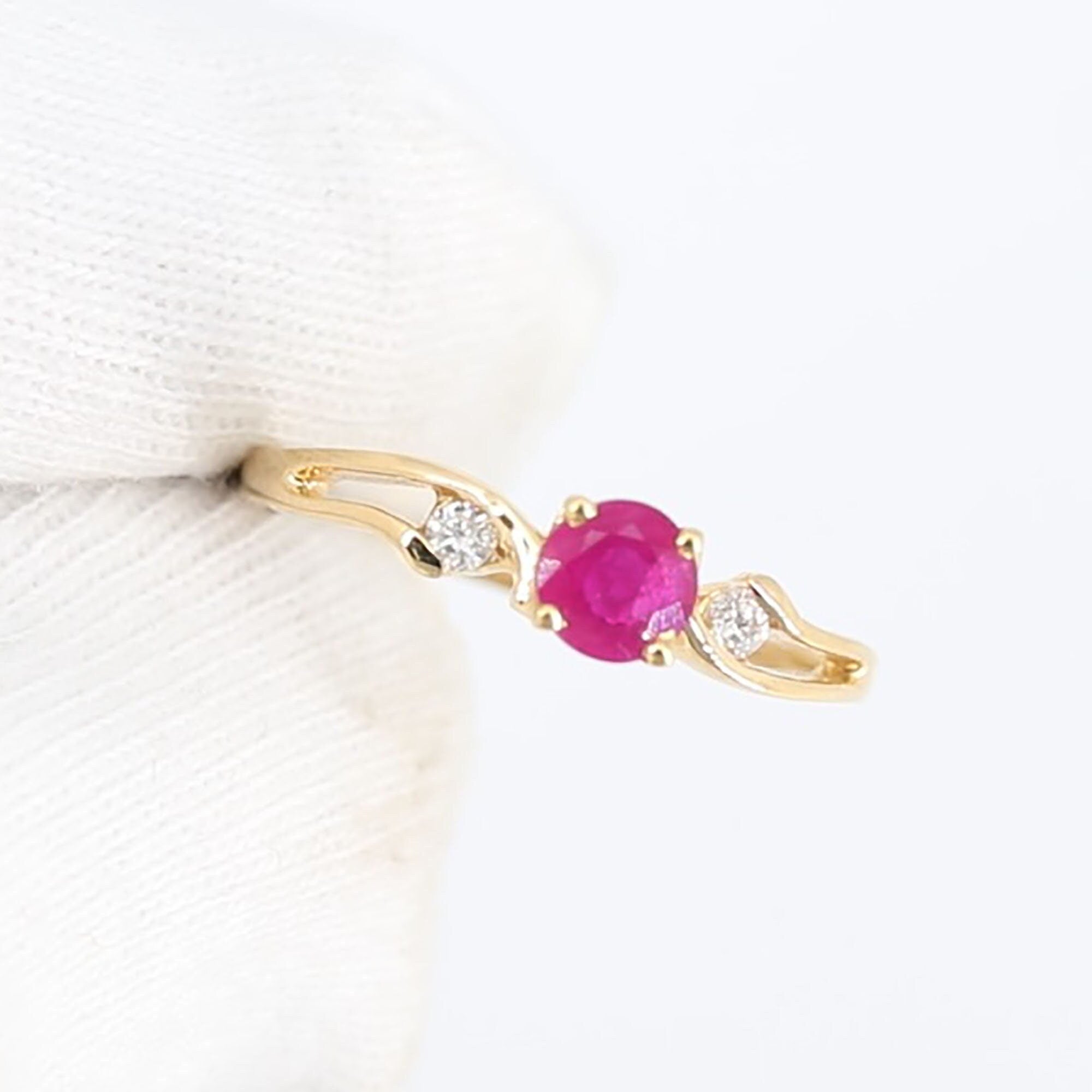 Yellow Beautiful Handcrafted Ring 14K Gold
