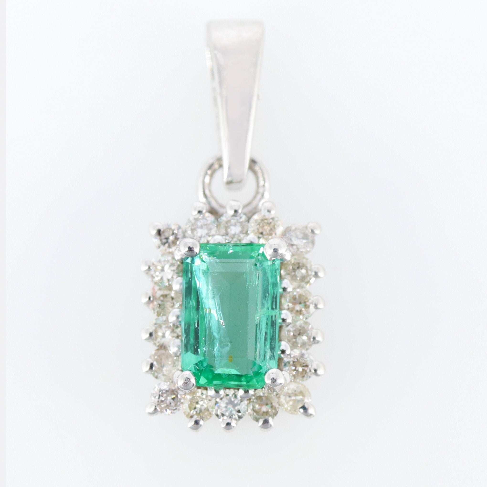 Emerald Necklace Silver