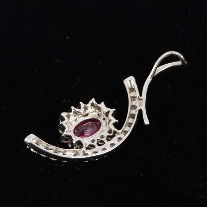 White Pendant 18K Gold