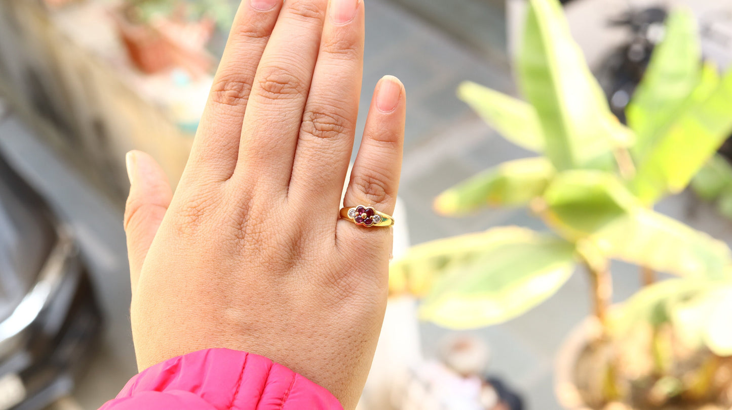 Beautiful Ring 18K Gold