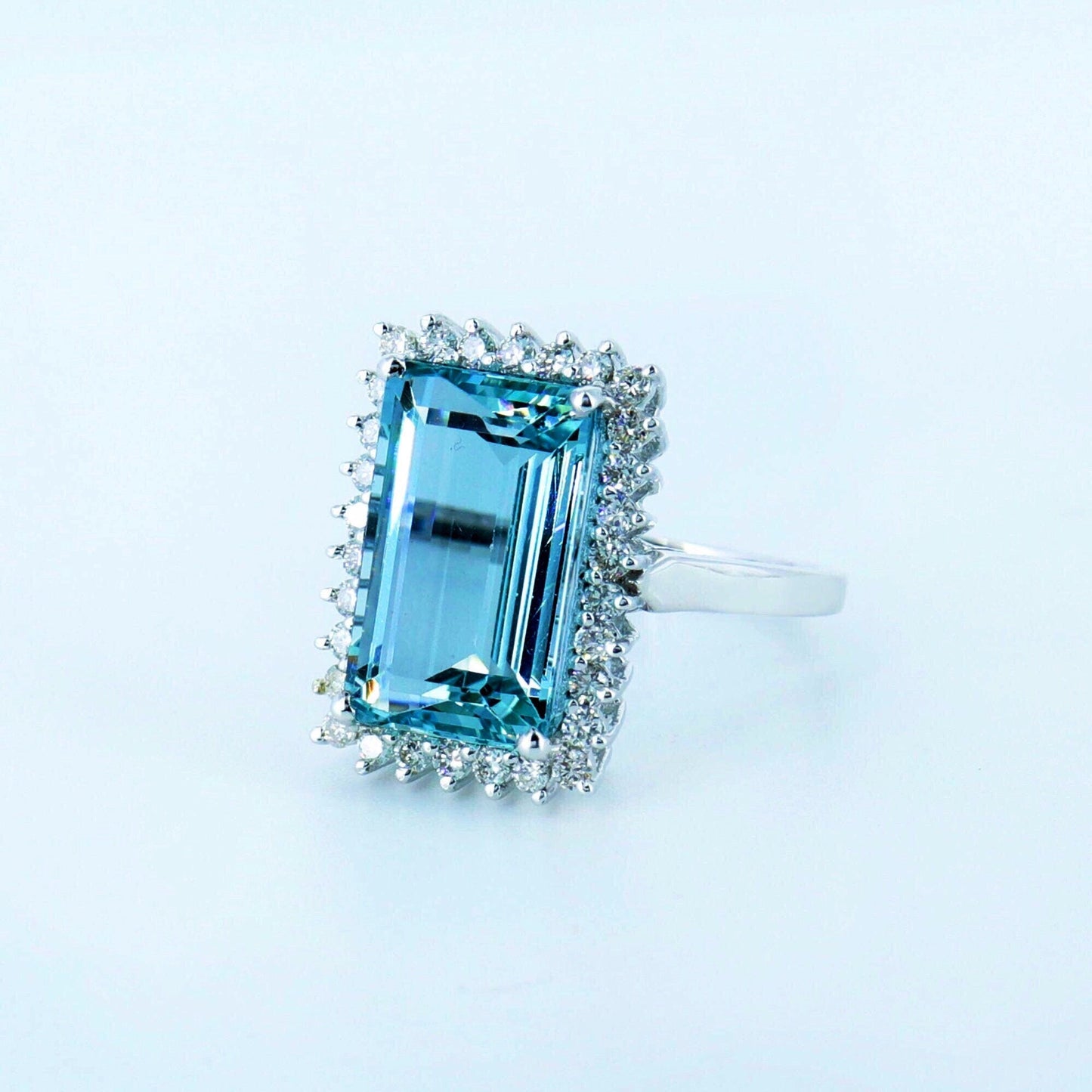 White Ring 14K Gold
