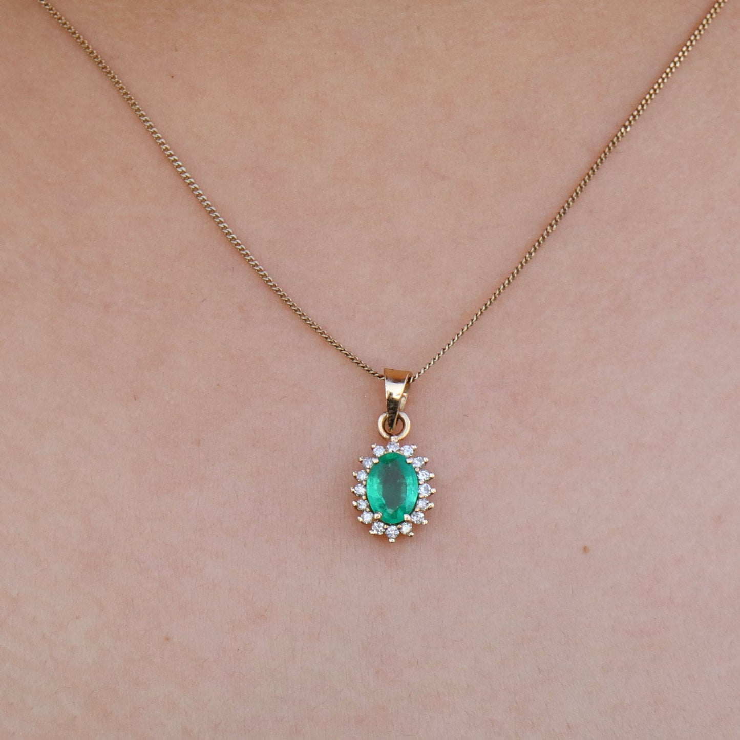 Cluster Setting Center Emerald Gemstone Pendant 14K Gold
