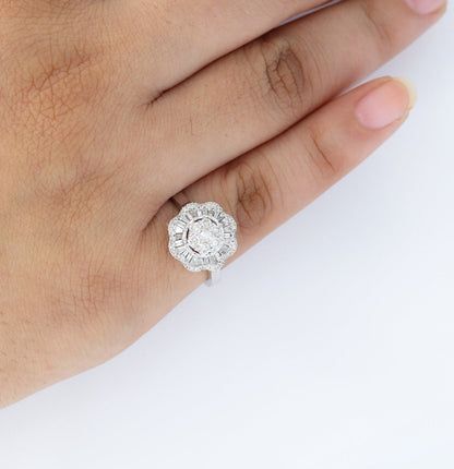 Flower Shape Unique Design Ring 18K Gold
