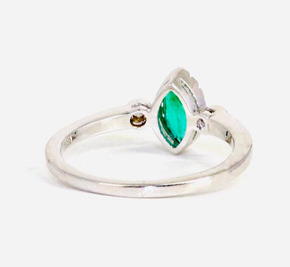 925 Sterling White Rhodium Beautiful Ring Gold