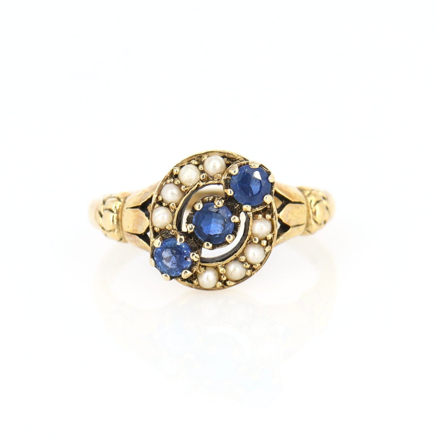 Sapphire Ring Gold