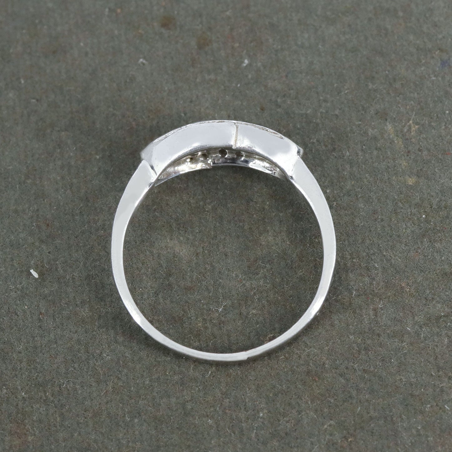 Leaf Design Ring Silver