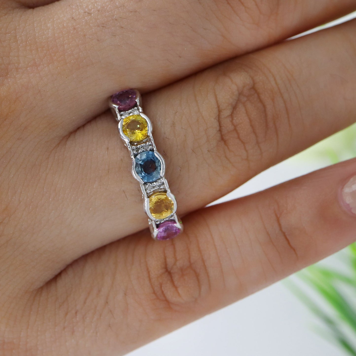 Round Sapphire Gemstone Ring Silver