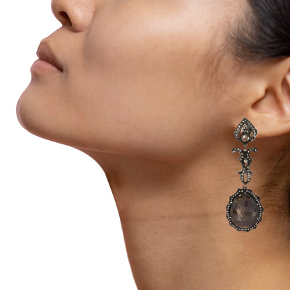 Victorian Silk Sapphire Nad Color Earring