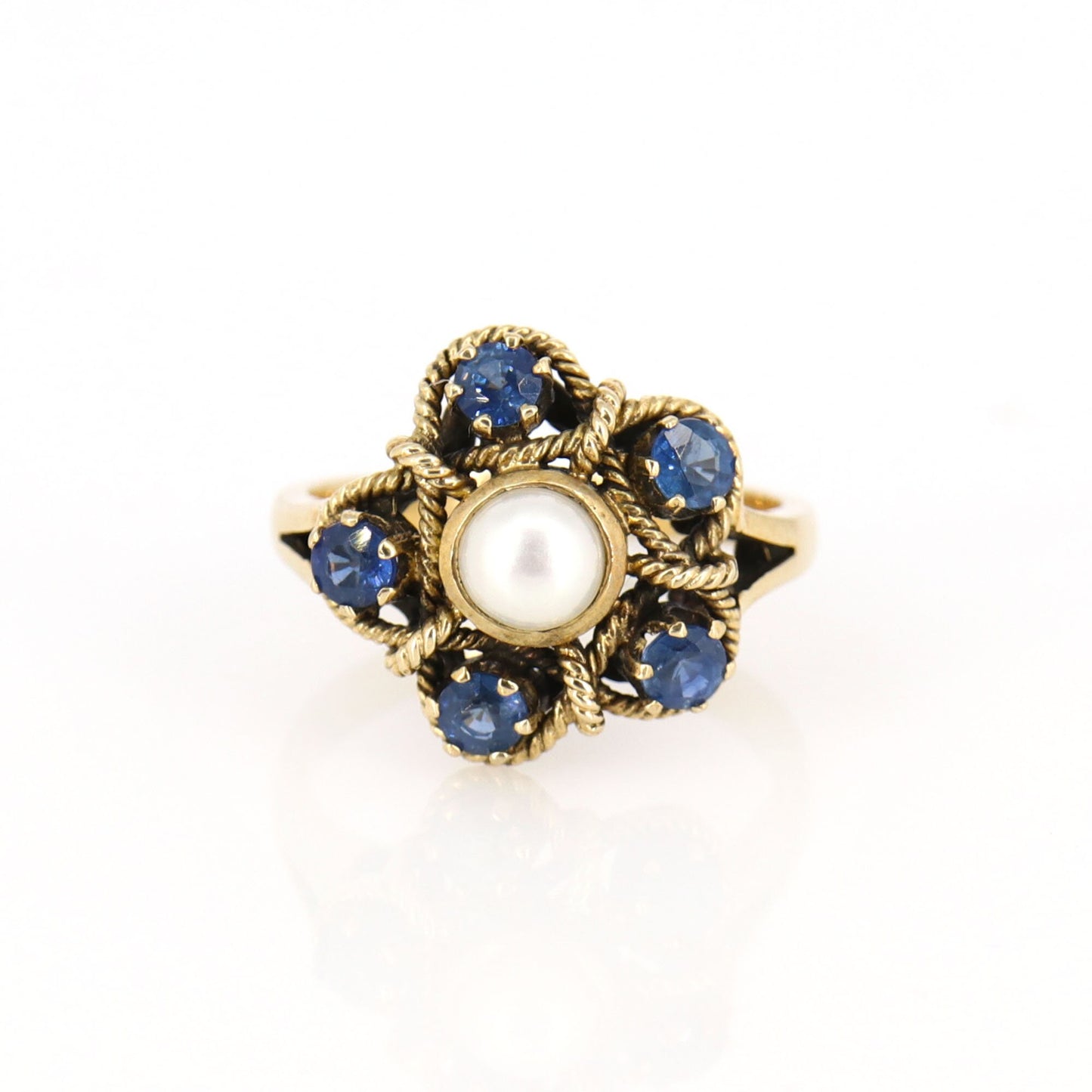 9Ct Blue Sapphire Pearl Ring Gold
