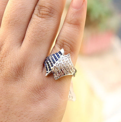 Blue Sapphire Ring 18K Gold