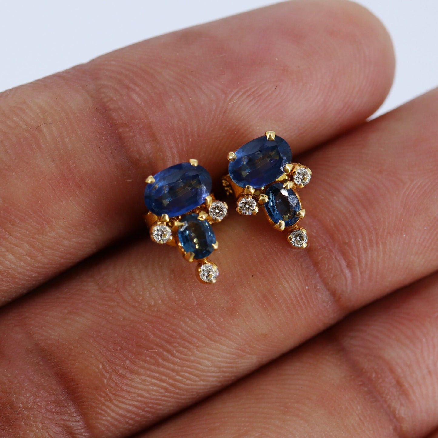 Yellow Studded Blue Sapphire Studs Sapphire Earring 18K Gold