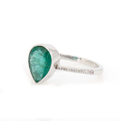 Unique Pear Shape Emerald & Round Shape Ring 18K Gold