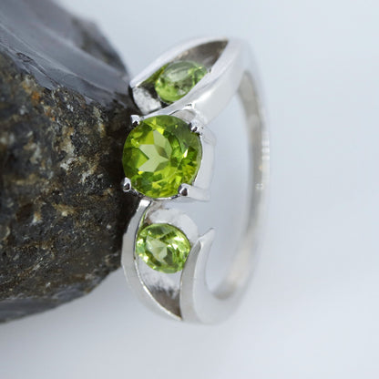 Peridot Ring Silver