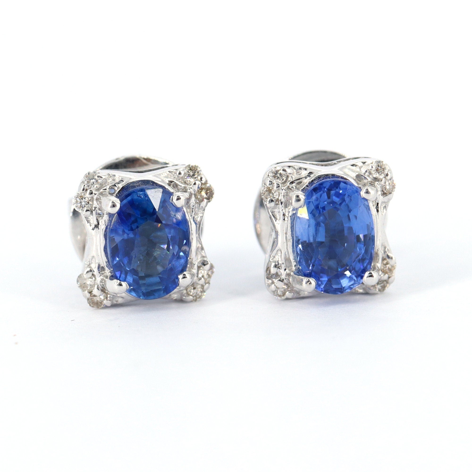 White Studded Blue Sapphire Earring 18K Gold
