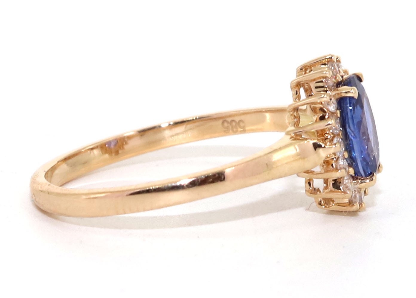 Beautiful Ring 14K Gold