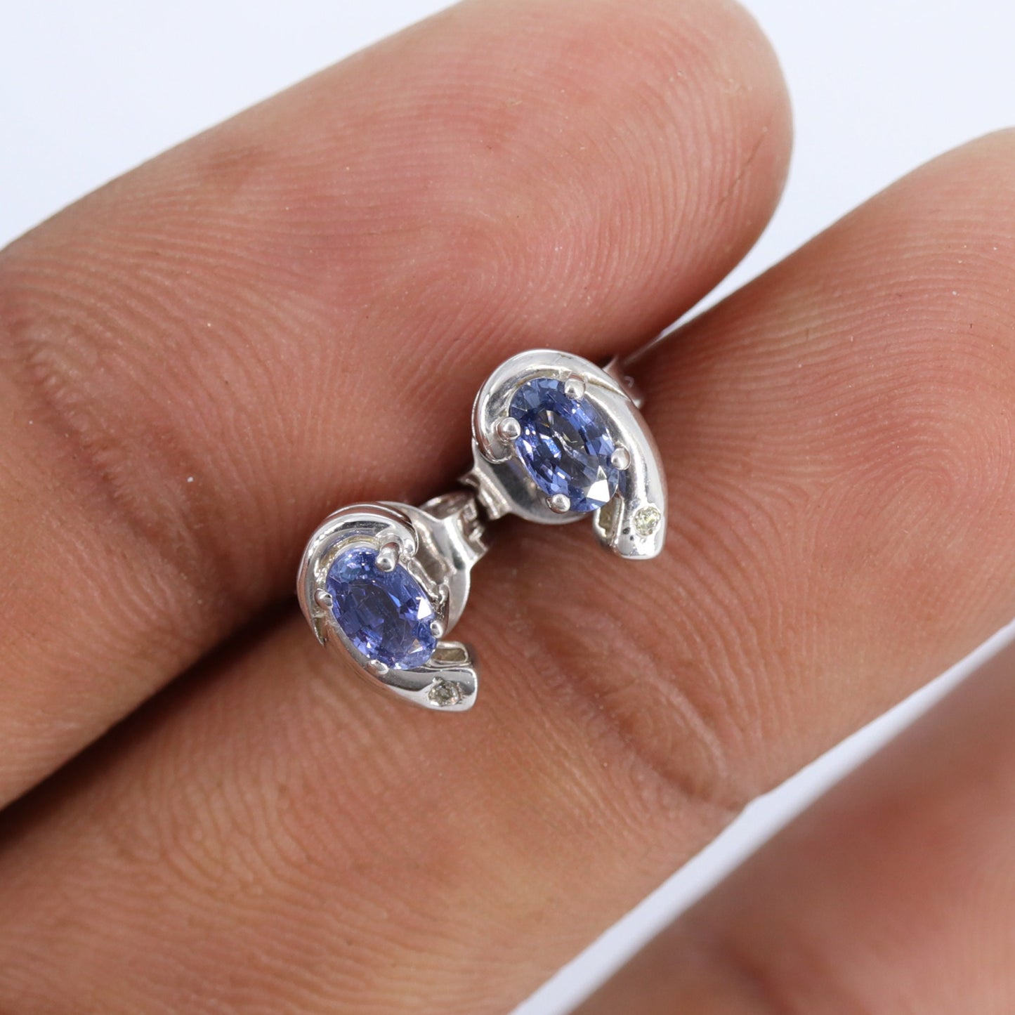 9Mm Tiny White Blue Sapphire Earring 14K Gold
