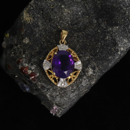 Dainty Pendant 14K Gold