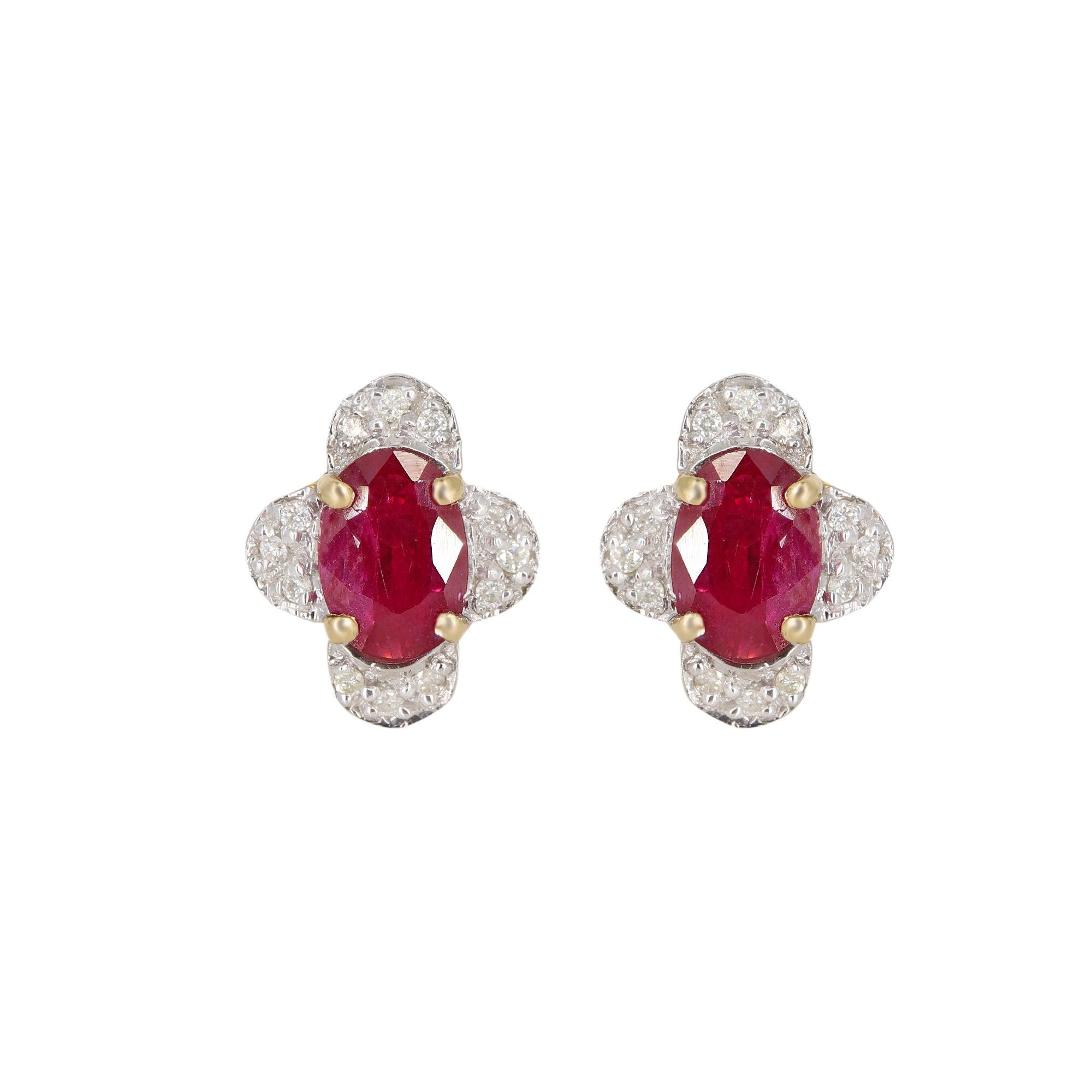 0.78 Oval Red Ruby & Earring 14K Gold