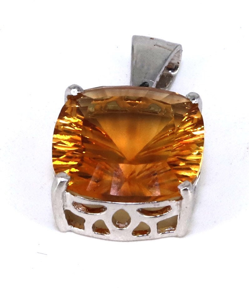 Citrine White Pendent White Pendant 18K Gold