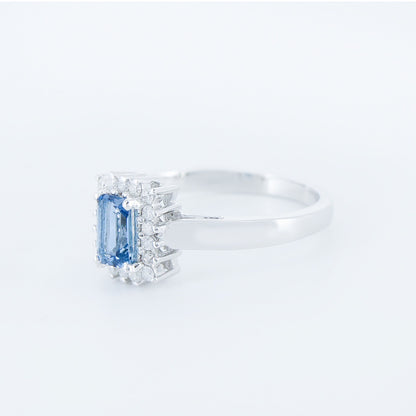 White Ring 14K Gold