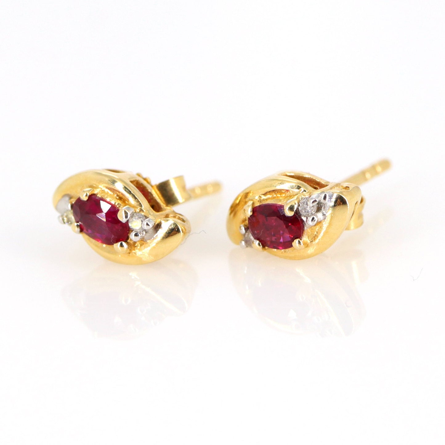 Estate New Yellow .29Ct Ruby Earring 14K Gold