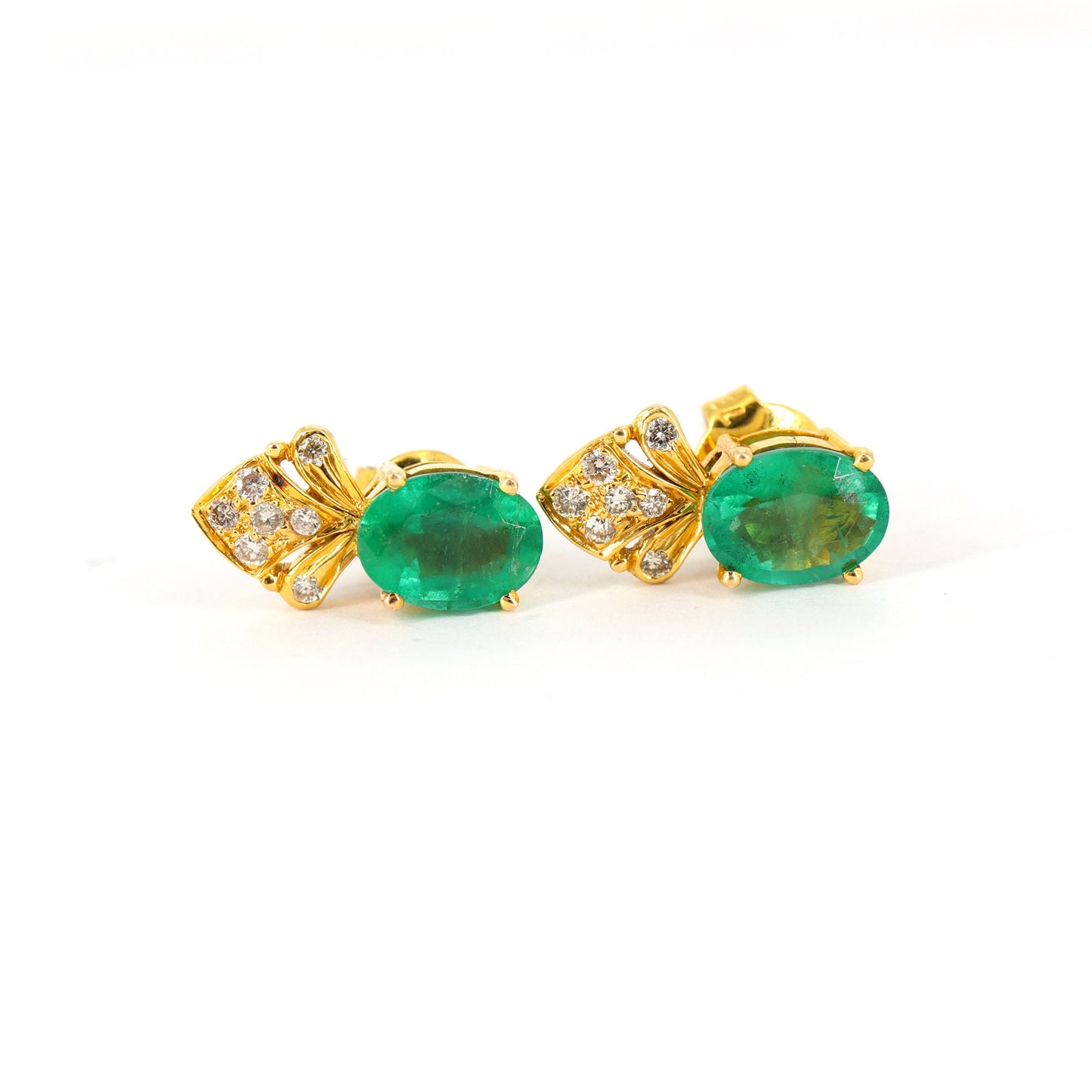 Daily Wear Earring 18K Gold