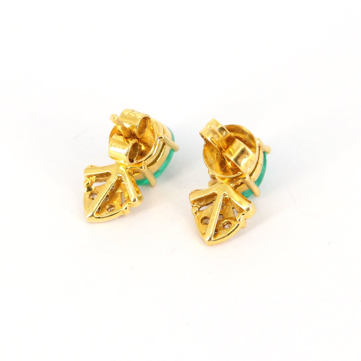 Daily Wear Earring 18K Gold