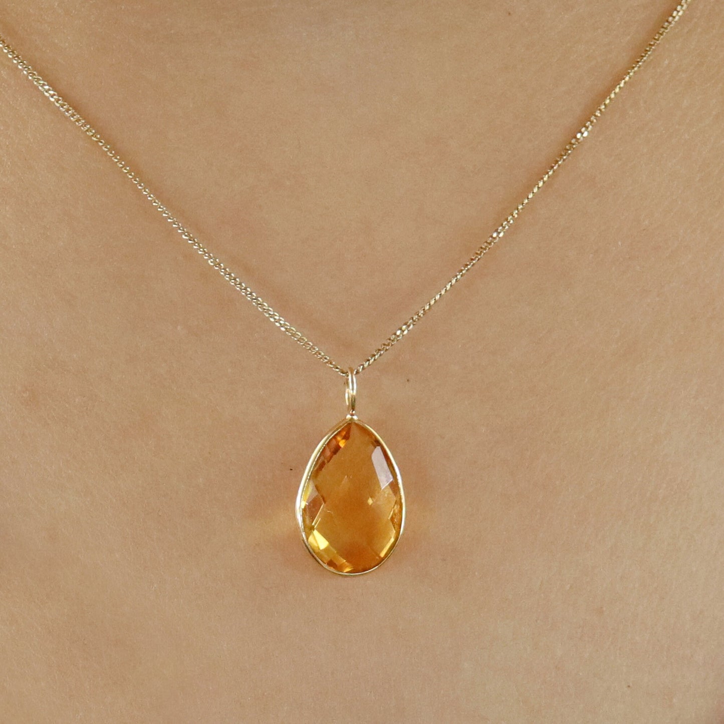 Citrine Pendant 18K Gold