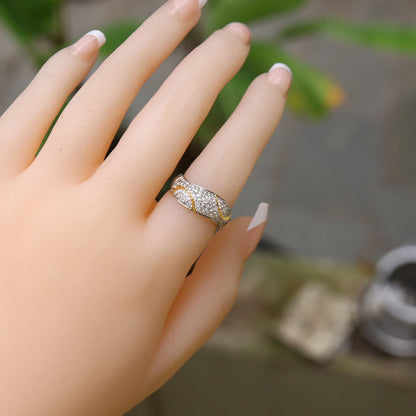 Curved Wedding Band White Round Cut Waved Ring 18K Gold