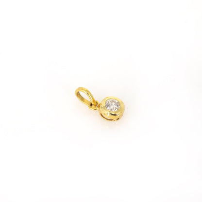 Solitaire Necklace 18K Gold