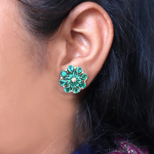 Real Emerald Floral Pattern Studs Earring 14K Gold